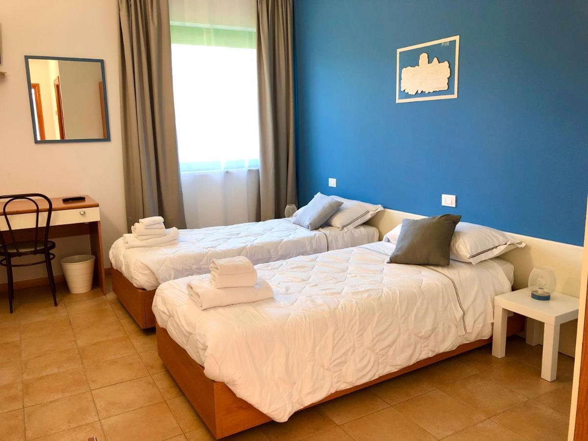 Hotel Sportland Colle Val D'Elsa Esterno foto